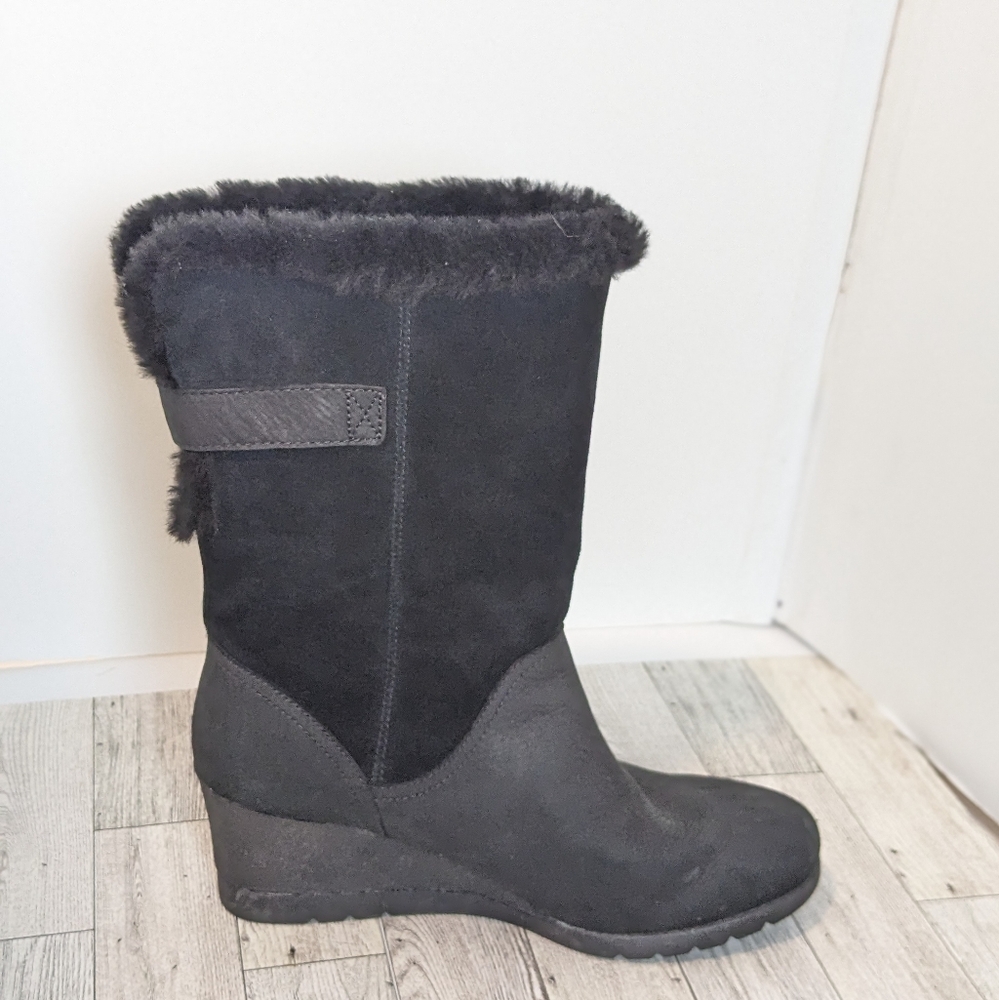 UGG Edelina waterproof suede wedge boots - Picture 10 of 16